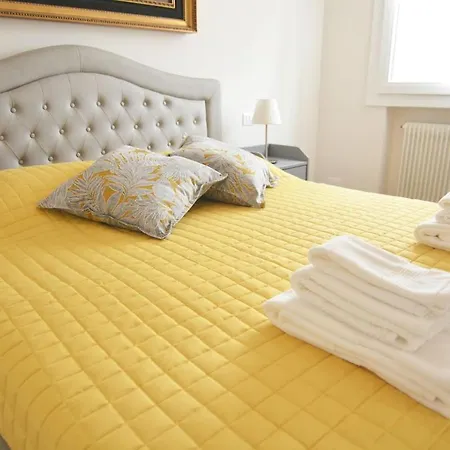 At The Tito Livio Passage - Between History And Modernity * Padova