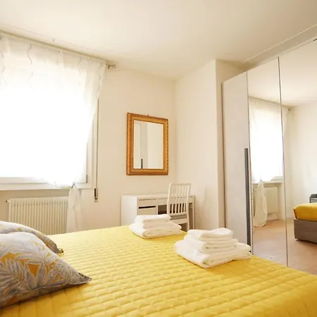 Apartment At The Tito Livio Passage - Between History And Modernity *